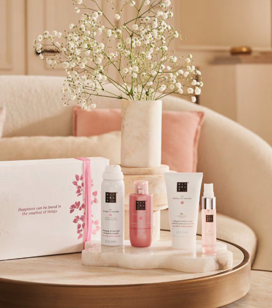 Rituals - Geschenkset voor Vrouwen - 4 Producten - Douchegel 50 ml + Bodycrème 70 ml + Douche olie 75 ml + Mist for Hair and Body 20 ml - Giftset Vrouw - Cadeaudoos - Geschenkdoos - Badschuim - Douche - Douchefoam - Doucheschuim - Shower Gel - Sakura - afbeelding 2