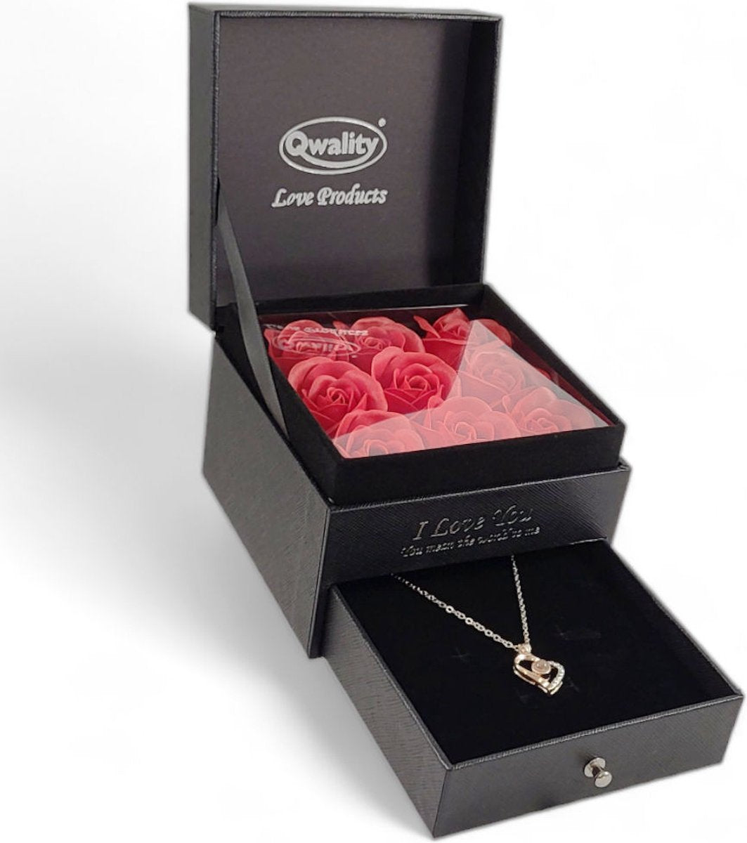 Rozen in Luxe Giftbox mét Ketting - Rozenbox - Moederdag - Cadeau voor vriendin moeder haar - Qwality® - afbeelding 2