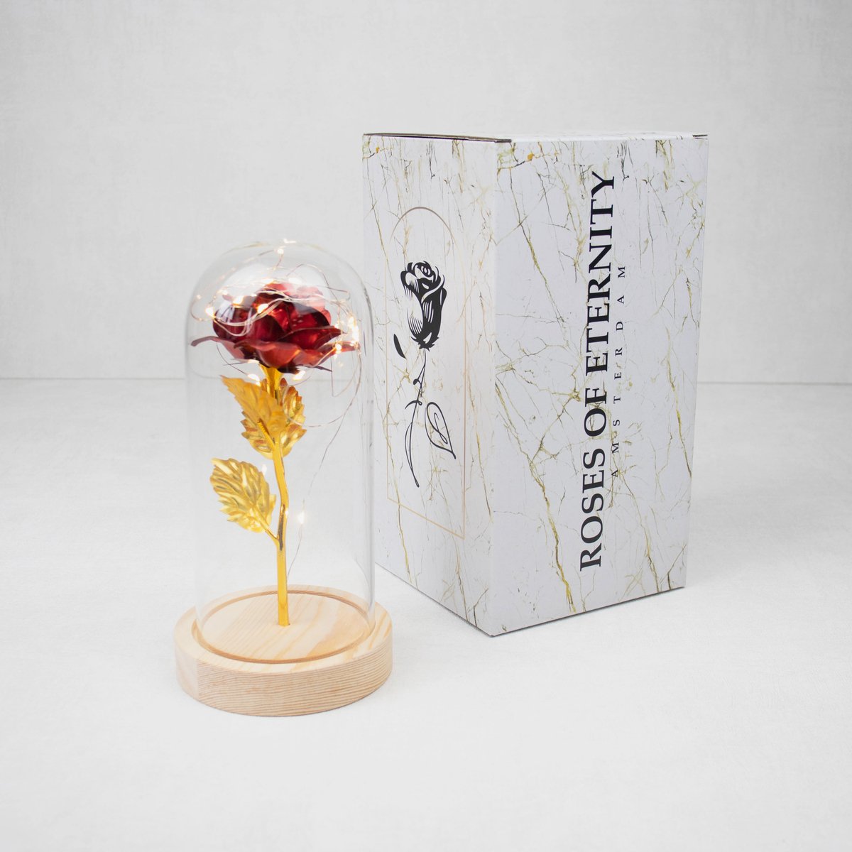 Roses of Eternity - Gouden roos in glazen stolp met LED - Cadeau voor vrouw, (beste) vriendin, haar - Valentijn - Moederdag - valentijnsdag cadeautje - Huwelijk - Eeuwige Roos - Romantisch Liefdes - Rode Rozen in glas - afbeelding 4