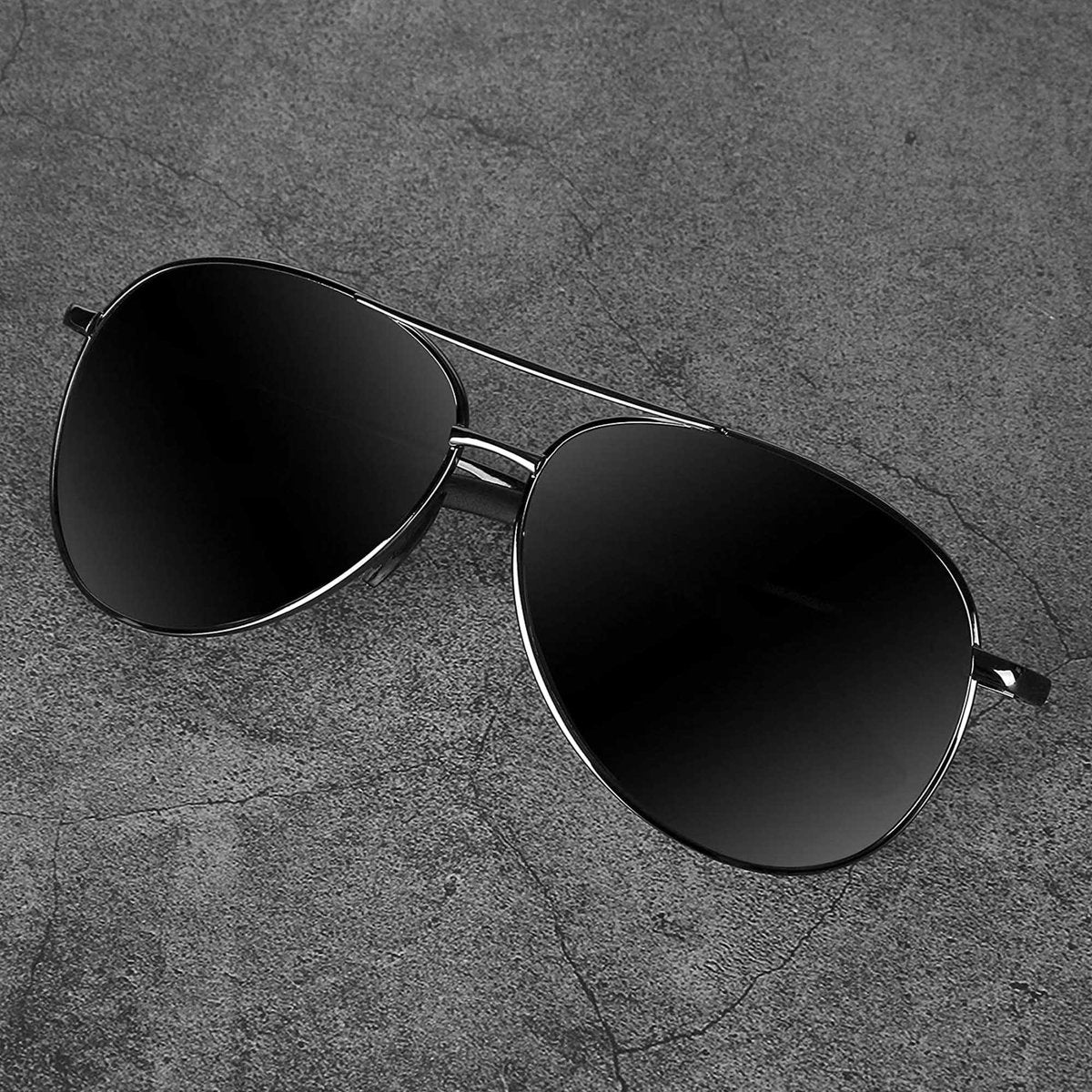 Traveltime® - Piloten Zonnebril - Gepolariseerd - Dames / Heren - Unisex - met Volledig Cadeaupakket - Zwart - afbeelding 2