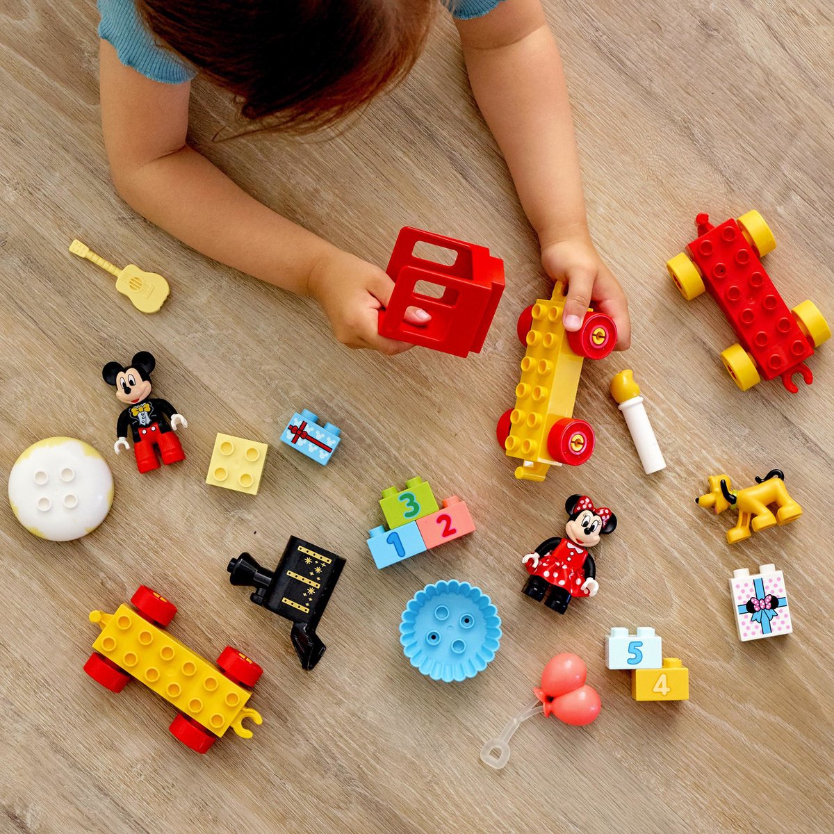 LEGO DUPLO Disney Mickey & Minnie Verjaardagstrein - afbeelding 2