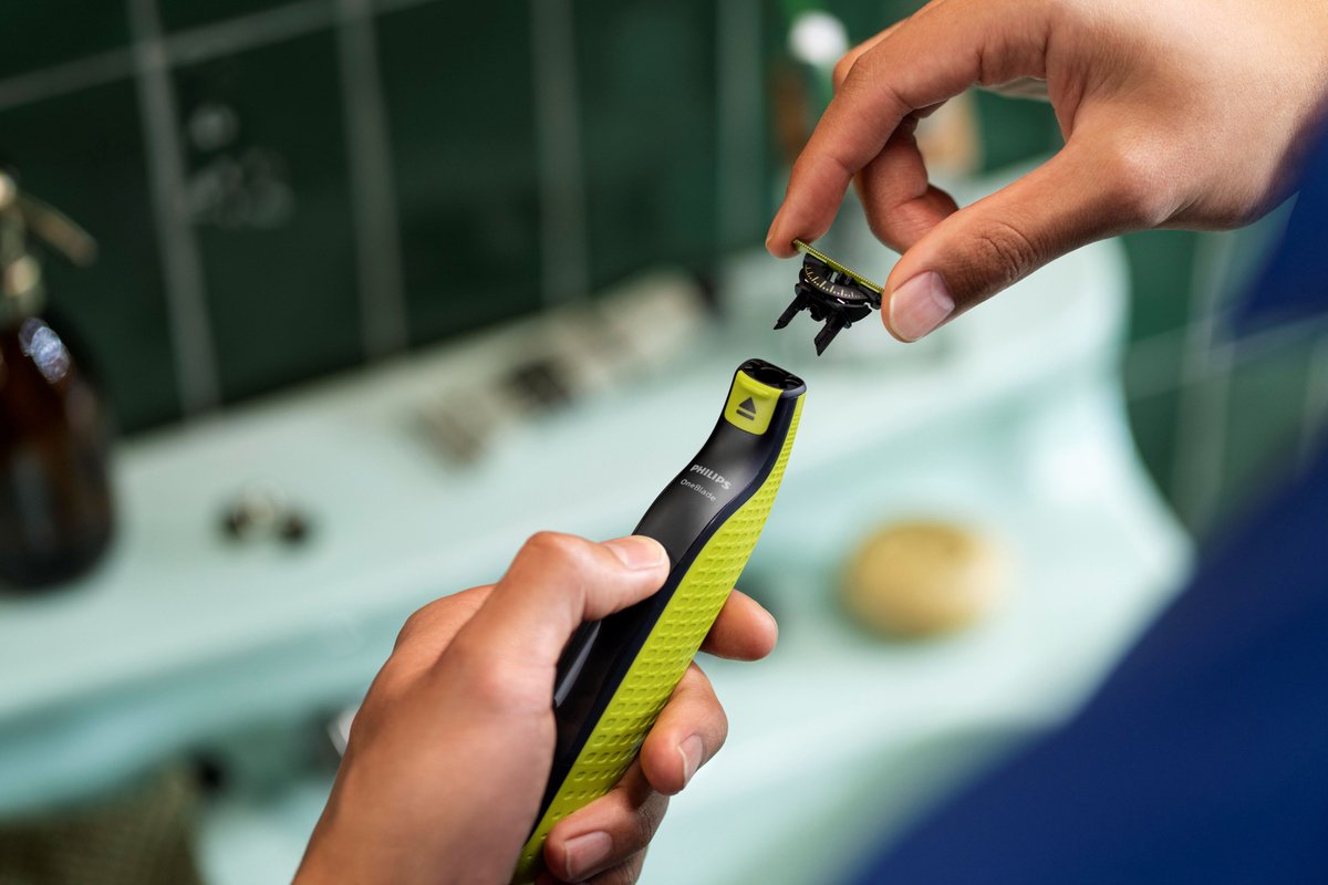 Philips OneBlade 360 Face - Trimmer, scheerapparaat en styler in 1 - Met 3 trimkammen - QP2724/31 - afbeelding 3
