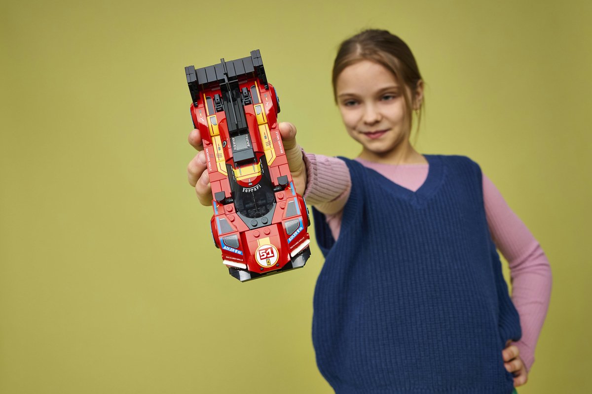 LEGO Ferrari 499P - 77261 - afbeelding 2