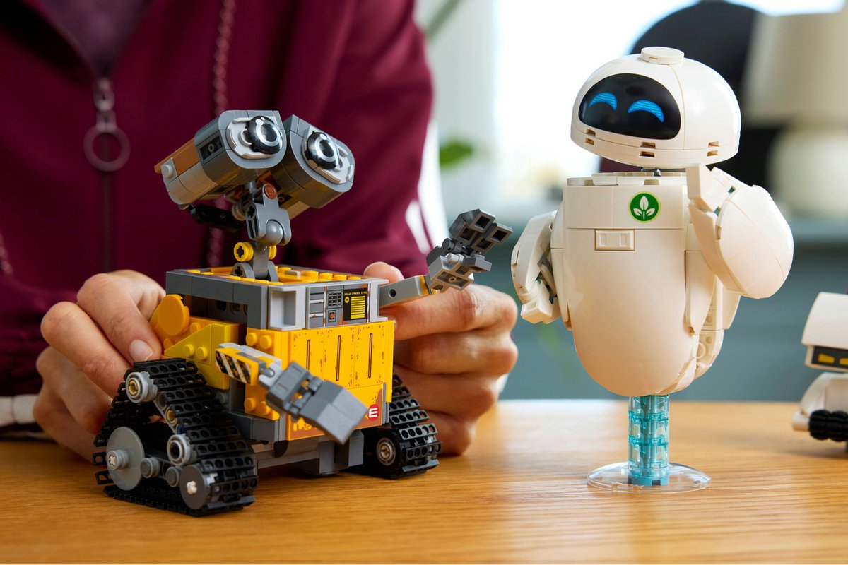 LEGO Disney en Pixar WALL-E en EVE - 43279 - afbeelding 4