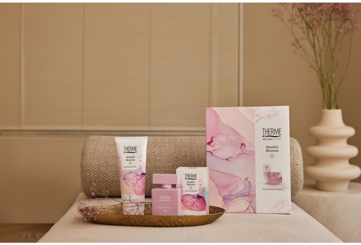 THERME Mindful Blossom Perfume Gift Set - geschenkset - Eau de Parfum 30 ml+Shower Satin 200 ml - afbeelding 5