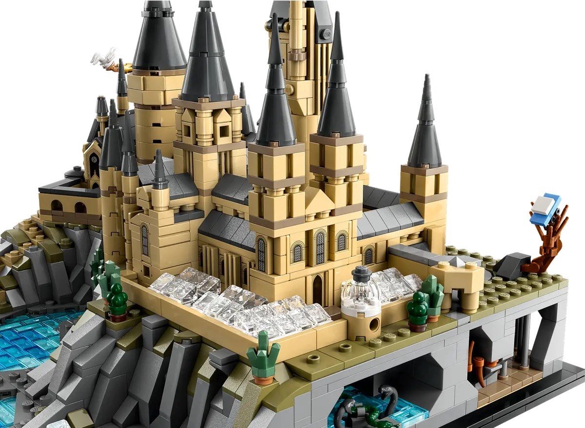 LEGO Harry Potter Kasteel Zweinstein en terrein Grote Set voor Volwassenen - 76419 - afbeelding 4
