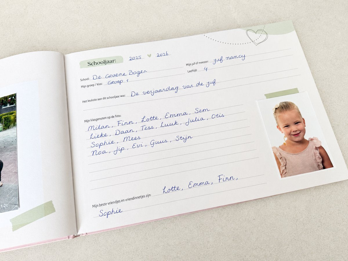 Telano Schoolfotoboek Groen - A4 Invulboek voor Schoolfoto's - Fotoalbum voor 17 schooljaren Klassenfoto/Pasfoto - Inclusief Bewaarenvelop - afbeelding 5