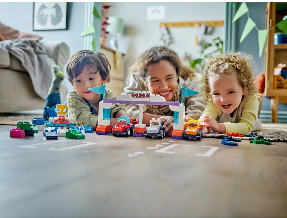 LEGO DUPLO Stad F1 team racewagens en coureurs - 10445 - afbeelding 5